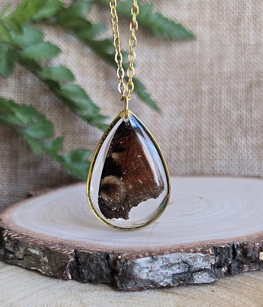 wisiory Złoty wisiorek z motylem skrzydło motyla motyl