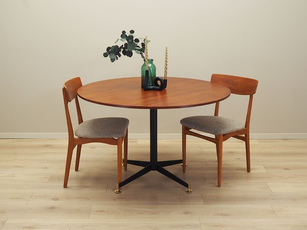 stoły Stół okrągły tekowy, włoski design, lata 70, produkcja: Włochy