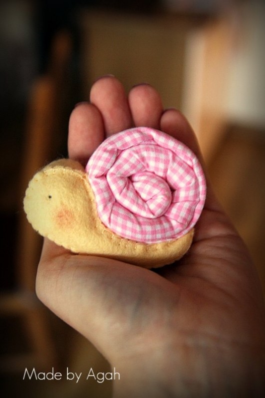 Broszka ślimaczek made by agah