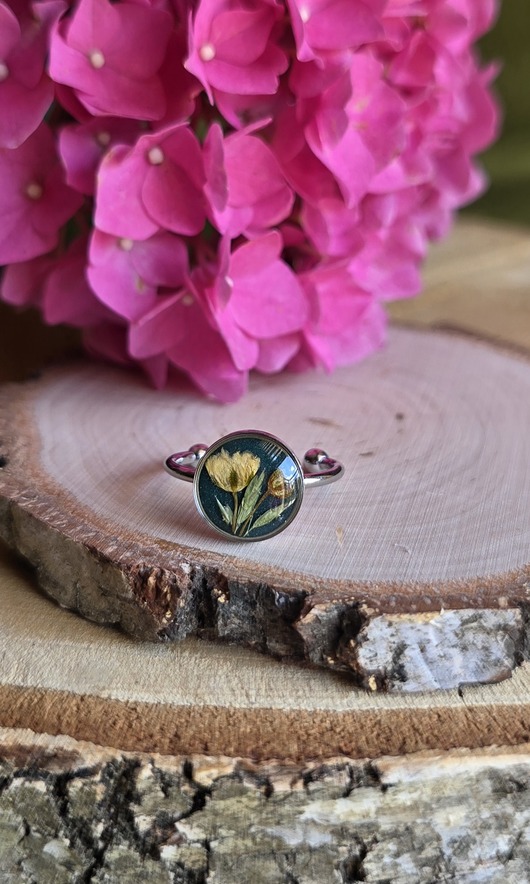 pierścionek z żywicy Pierścionek srebrny żółty kwiat prawdziwy żywica