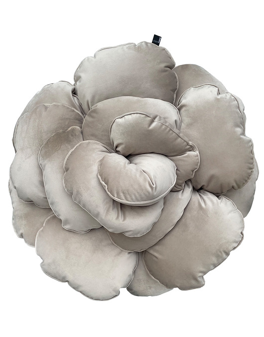 poduszki, poszewki - różne 70 cm Poduszka kwiatowa Roxanne velvet beżowa