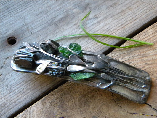 szuwary - tsavoryt - czarny turmalin - klamra Beata Trotter