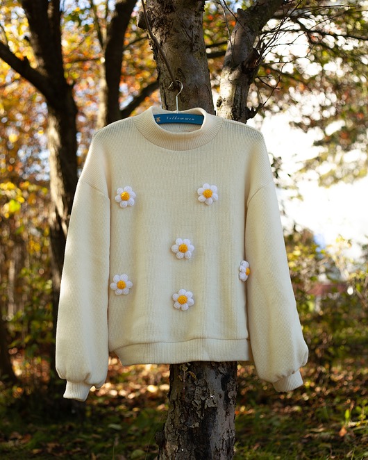 swetry damskie  Daisy Sweater