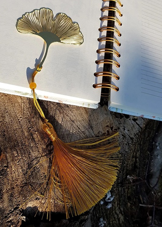 zakładki do książek MIŁORZĄB - złota zakładka botaniczna z chwostem