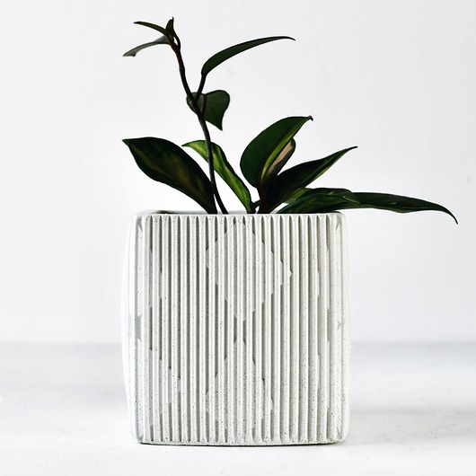 Doniczka B-Stripes White Betonove