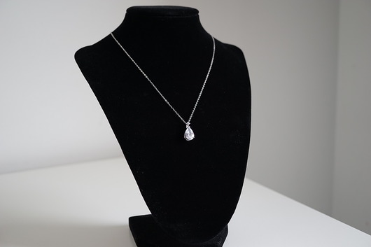 Srebrny naszyjnik z dużą cyrkonią VENA Jewellery