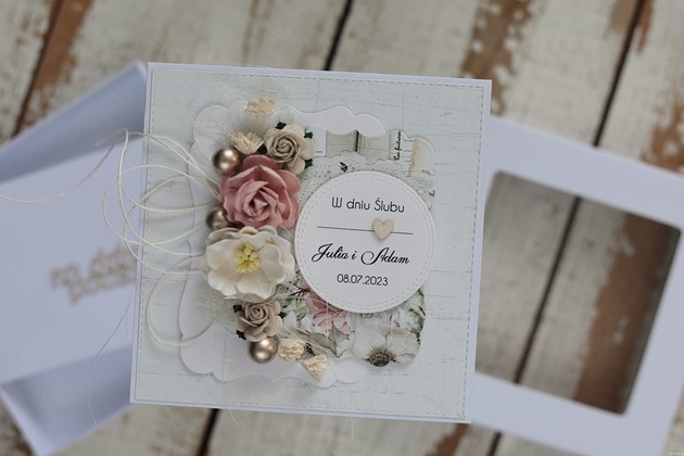 kartki scrapbooking Kwiatowa kartka ślubna