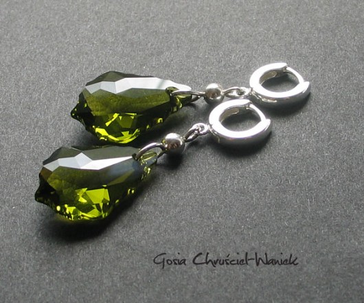 kryształ Swarovski oliwine Gosia Chruściel-Waniek