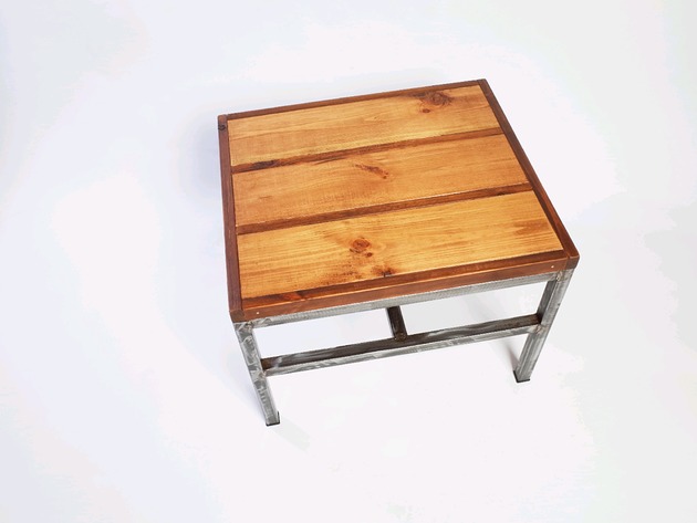 stoliki kawowe Stolik kawowy z drewna sosnowego i profili stalowych handmade