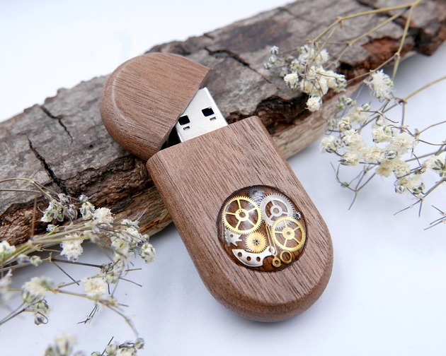 pendrive Unikatowy Pendrive w stylu steampunk 32 GB