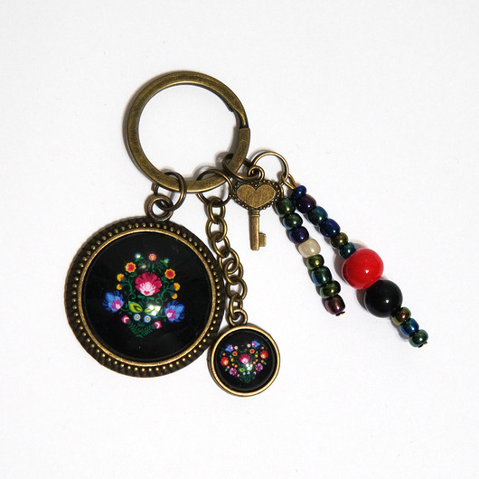 breloki Breloczek - Folkowy czarny, kluczyk, serce