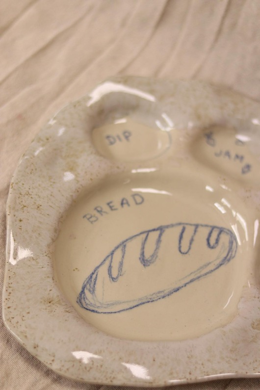 patery i talerze Handmade Ceramic Breakfast Plate with Labeled Compartments