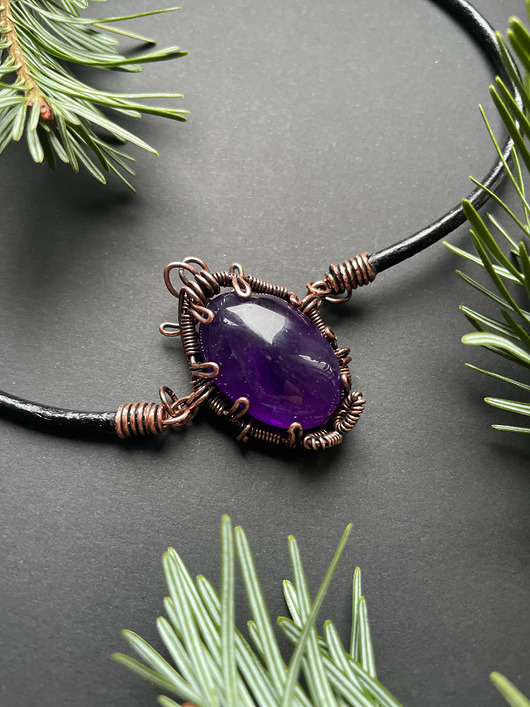 chokery Elegancki miedziany choker z ametystem wiktoriański skórzany rzemień