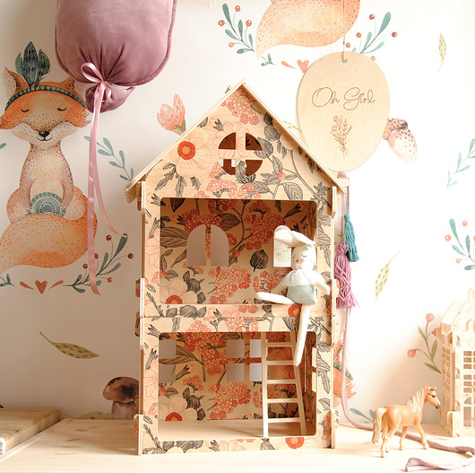 Domek dla lalek "Kwiaty-retro" - drewniany Make My Wall 