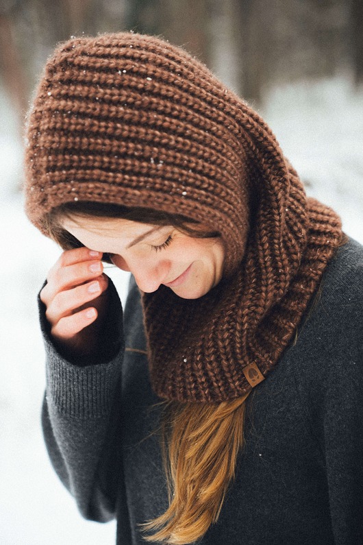 czapki damskie PUSZCZYK - Puchaty Kaptur Balaklava  Wełna Merino z Bawełna Brązowy