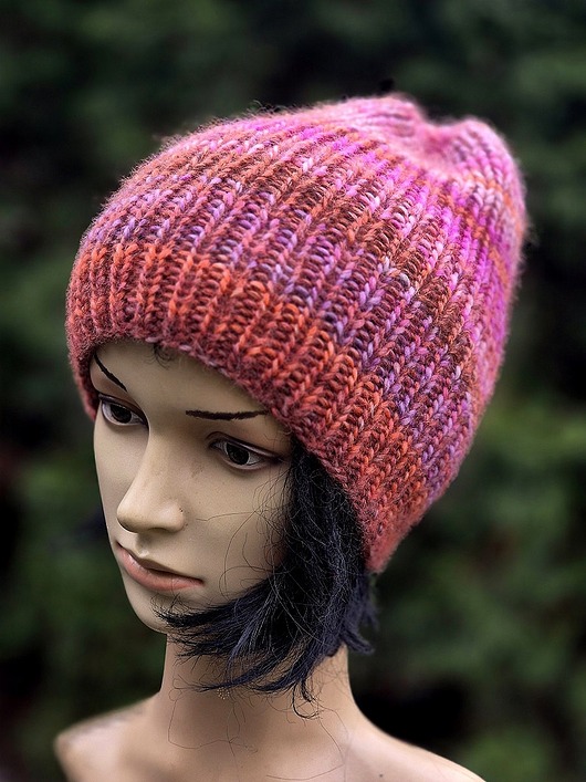 czapki damskie Różanecznik / czapka z jedwabiem