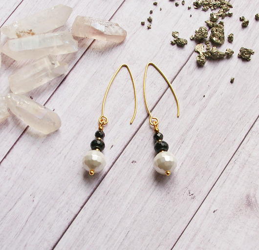 kolczyki z kamieniami Kolczyki eleganckie, stylowe, długie