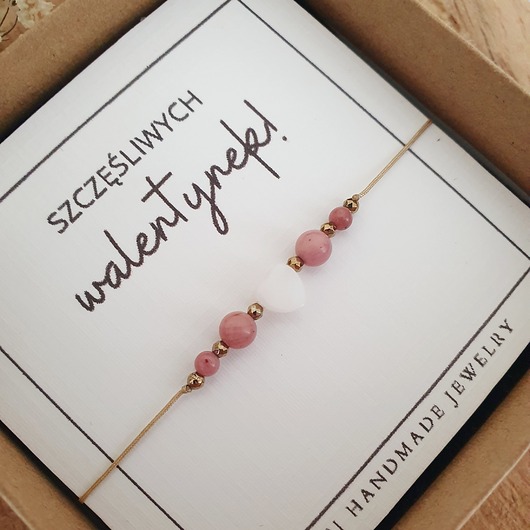 bransoletki na sznurku Bransoletka na WALENTYNKI z serduszkiem