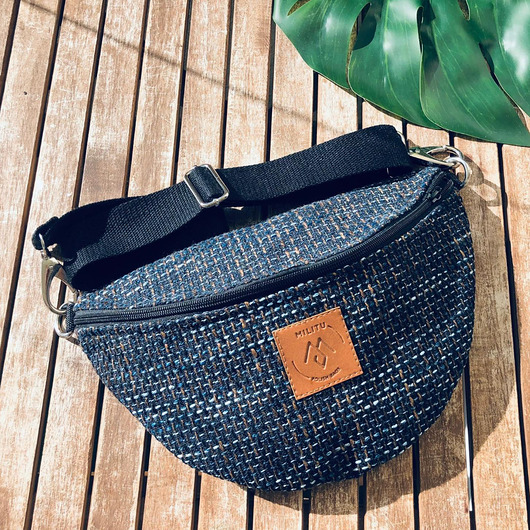 saszetka nerka Nerka / torebka z plecionki tapicerskiej "Mili Belt Bag L" - granatowa