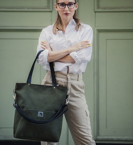 Torba w kolorze khaki z wodoodpornego nubuku Karolina Audycka