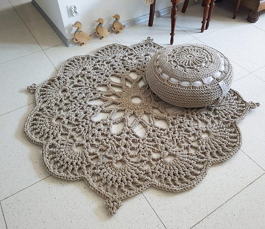 Dywan okrągły chunky koronkowy brąz - kolory Made of Weaves
