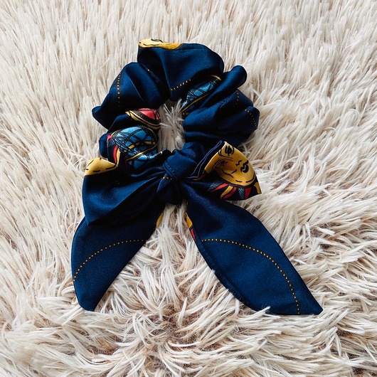 Satynowa gumka do włosów scrunchie słońca Nandi