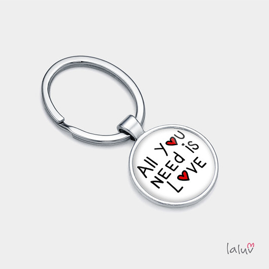 Brelok do kluczy ALL YOU NEED IS LOVE laluv