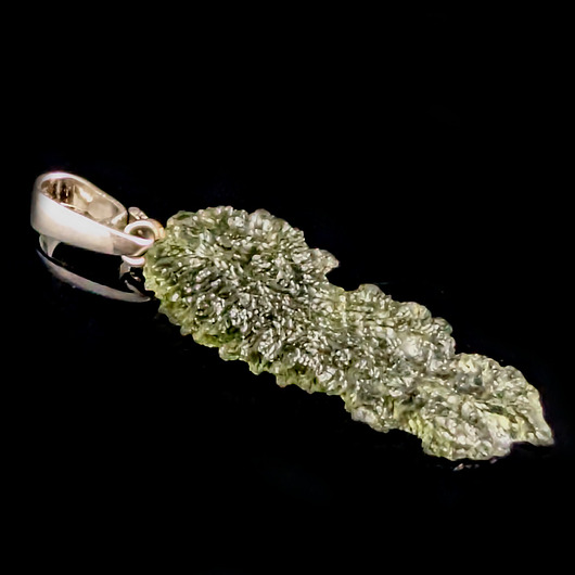 wisiory Mołdawit surowo