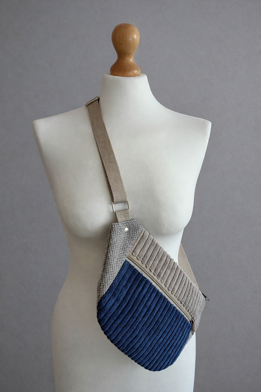 saszetka nerka Damska nerko-torebka.