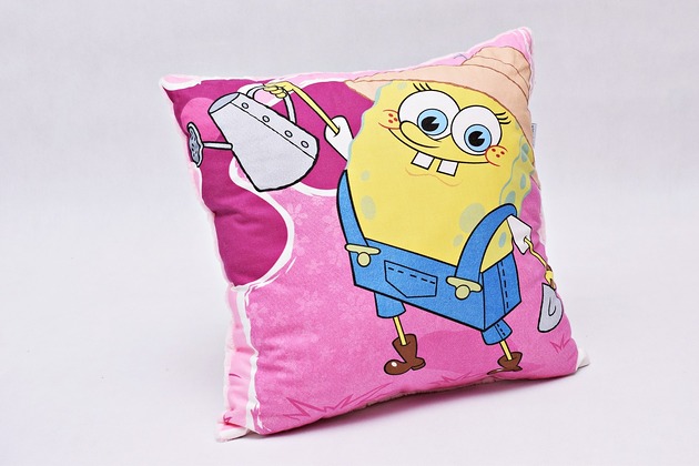 poduszki do pokoju dziecka Poduszka Sponge Bob poduszka bajka różowa