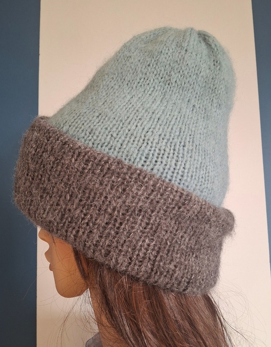 czapki damskie Czapka Fluffy z alpaki dwustronna mięta - ciemno szara