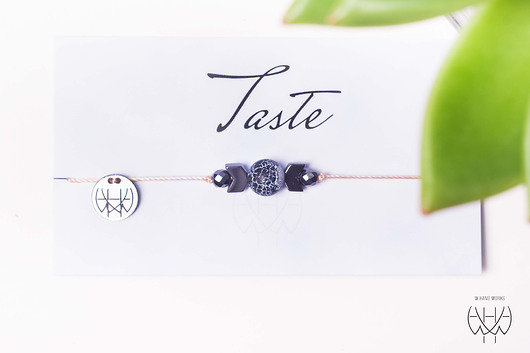 WHW Taste With Black & White Agate w hand works