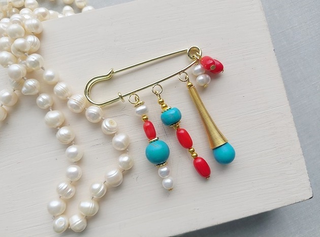 broszki Broszka duża agrafka koral czerwony