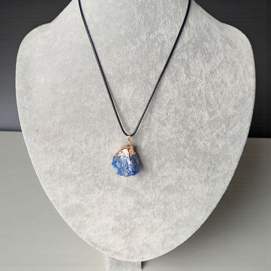 wisiory Surowy geometryczny sodalit wisiorek