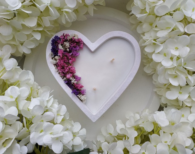 świeczniki i świece Świeca sojowa serce Dzień Babci