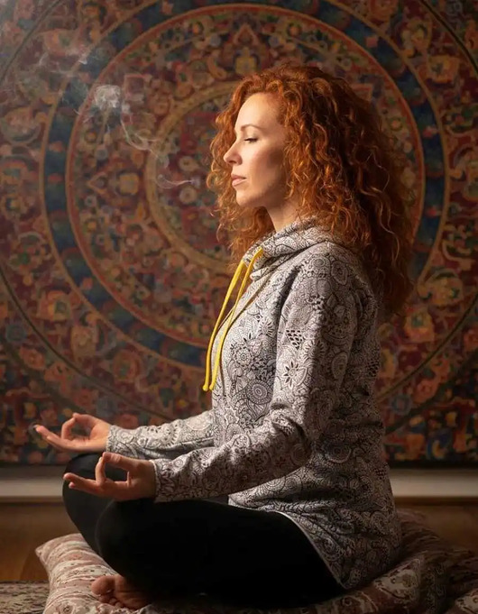 bluza z kapturem damska Bluza z kapturem "Czarno-biały Paisley"