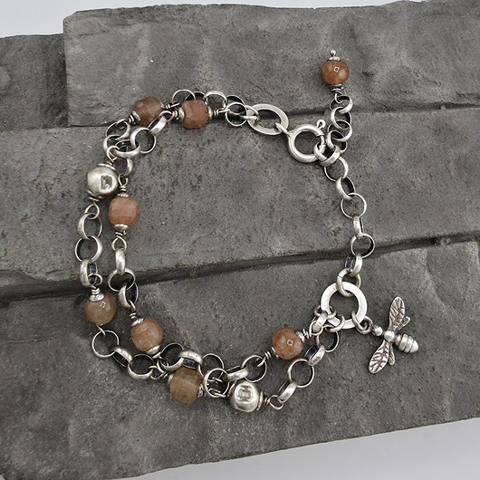 bransoletki z kamieni naturalnych Kamień słoneczny z pszczołą