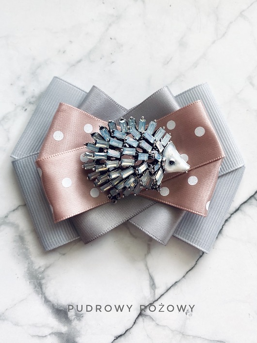 broszki Brosza z cudnym Jeżem z kryształków New Jesień