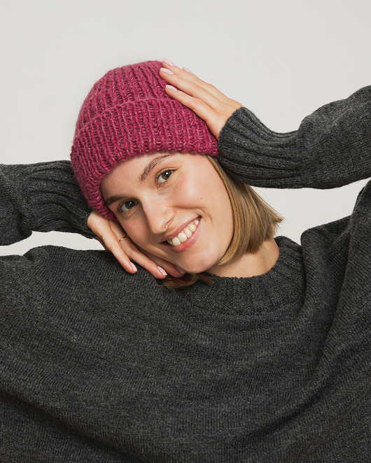 czapki damskie Czapka DARLA - malinowa / różowa - Handmade - Merino, alpaka, jedwab