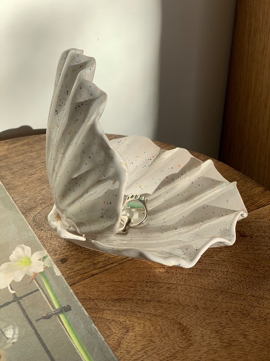 pojemniki na biżuterię Ceramiczna Muszla Muszelka Skarbiec na Biżuterię w Kolorowe Ciapki