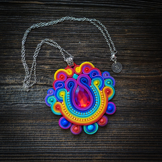 Kolorowy  wisior soutache Mró Soutache