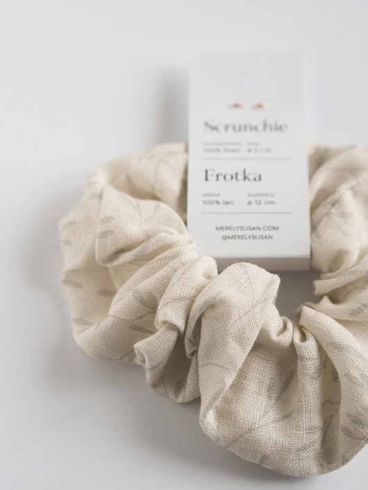 gumki do włosów Lniana gumka do włosów (scrunchie) ze wzorem w liście