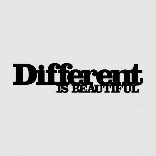 Napis 3D DIFFERENT IS BEAUTIFUL LOVINA PRINTS