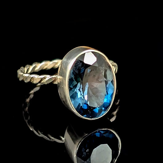 pierścionki srebrne Pierścionek królewski topaz london blue