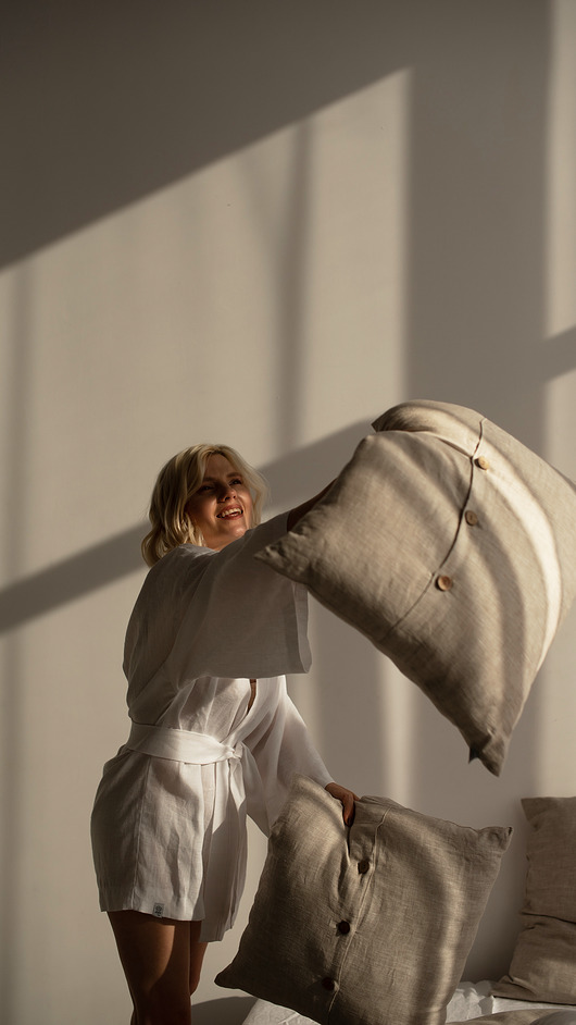 poduszki gładkie Lniana poszewka na poduszkę beżowa {melanż}