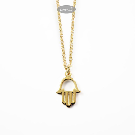 Hamsa - złocony wisiorek na łańcuszku, amulet COCONUT