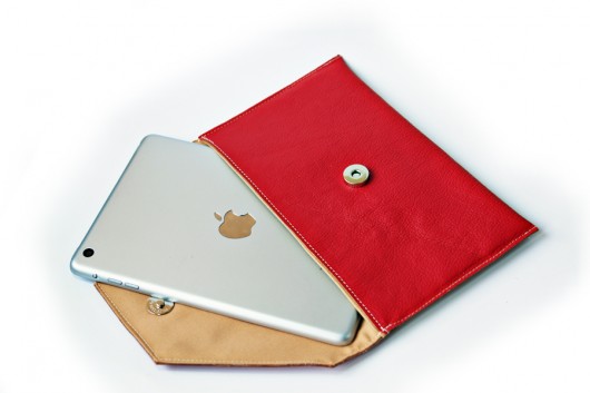 Red envelope & Etui Ipad Mini Pansy