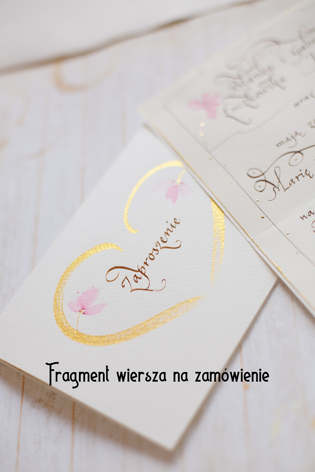 zaproszenia i kartki na ślub Kaligrafia: fragment wiersza Wisławy Szymborskiej pisany atramentem