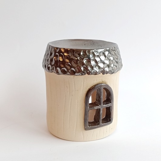 świeczniki i świece Kominek domek żołędziowy