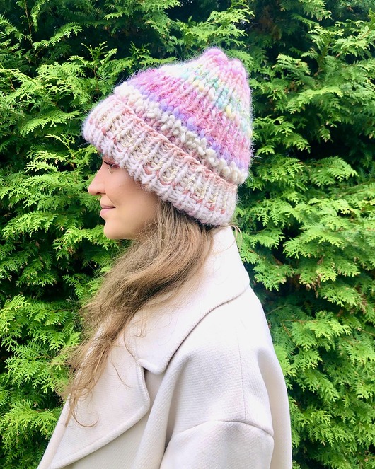 czapki damskie Wełniana czapka handmade kolorowe ozdobne włóczki wełna